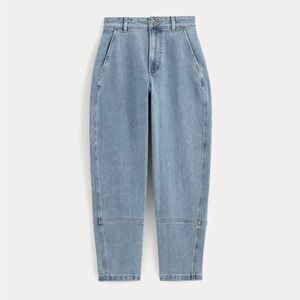 Everlane utility barrel Jean in light indigo